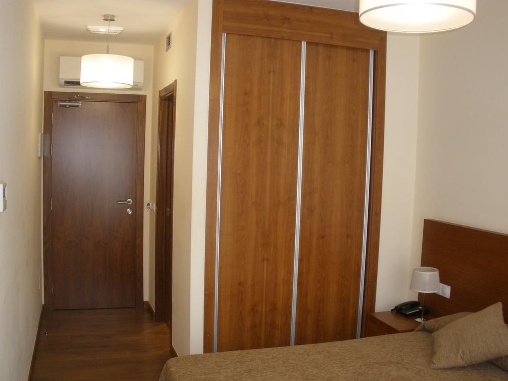 Pension Residencial Platas O Pedrouzo Εξωτερικό φωτογραφία